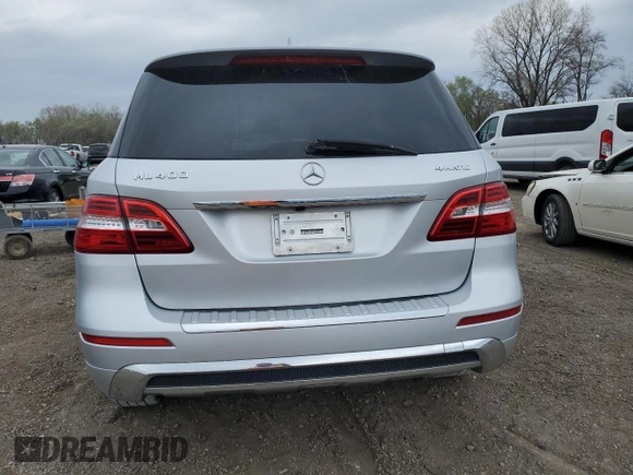 2015 Mercedes-Benz M 400 with VIN 4JGDA5GB9FA541274, listed as a Copart auction lot 53727975 with 118,921 mi miles and Clean Title. Bid and sale history available at DreamBid. Image 6.
