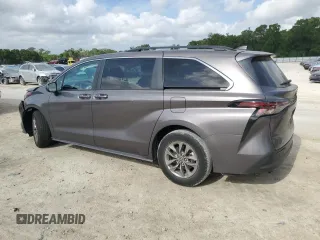 2023 Toyota Sienna LE z VIN 5TDKRKEC9PS178719, wystawiony jako Copart lot #54421745 z przebiegiem 33 530 mil mil oraz Szkoda całkowita • Salvage title. Historia ofert i sprzedaży dostępna na DreamBid. Obrazek 2.