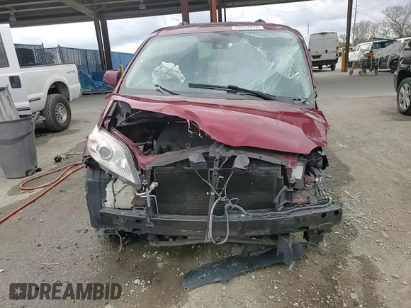 2018 Toyota Sienna XLE Auto Access Seat with VIN 5TDYZ3DC4JS915964, listed as a Copart auction lot 45853275 with 92,614 mi miles and Non repairable. Bid and sale history available at DreamBid. Image 15.
