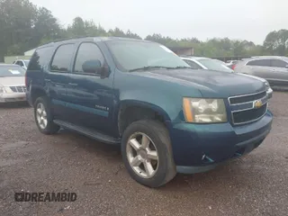 2007 Chevrolet Tahoe LT z VIN 1GNFC13J97R157437, wystawiony jako IAAI lot #41962796 z przebiegiem Nie podano mil oraz . Historia ofert i sprzedaży dostępna na DreamBid. Obrazek 1.