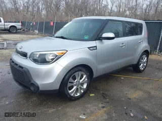 2015 Kia Soul + with VIN KNDJP3A57F7753178, listed as a IAAI auction lot 41698164 with 142,131 mi miles. Bid and sale history available at carsss.com. Image 17.