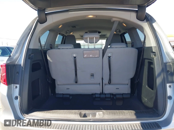 2018 Honda Odyssey EX-L with VIN 5FNRL6H71JB077112, listed as a IAAI auction lot 41721523 with 70,893 mi miles. Bid and sale history available at carsss.com. Image 17.