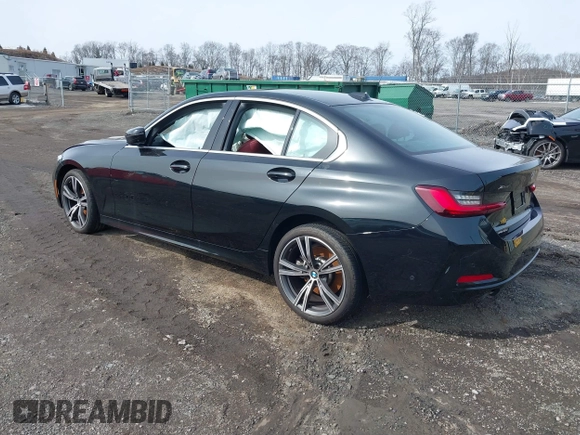 2024 BMW 3 Series 330i xDrive with VIN 3MW89FF04R8E03630, listed as a IAAI auction lot 40983630 with 15,462 mi miles. Bid and sale history available at carsss.com. Image 3.
