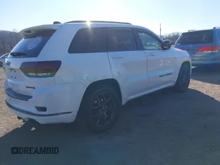2020 Jeep Grand Cherokee Limited X with VIN 1C4RJFBG8LC125767, listed as a IAAI auction lot 41329300 with 60,886 mi miles. Bid and sale history available at carsss.com. Image 4.