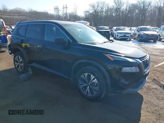 2021 Nissan Rogue SV z VIN 5N1AT3BB2MC699157, wystawiony jako IAAI lot #41416057 z przebiegiem 62 018 mil mil oraz . Historia ofert i sprzedaży dostępna na DreamBid. Obrazek 1.