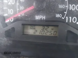 2004 Toyota Corolla CE with VIN 1NXBR32E24Z202972, listed as a IAAI auction lot 41210085 with 210,250 mi miles and . Bid and sale history available at DreamBid. Image 16.