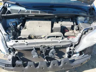 2014 Toyota Sienna LE AAS with VIN 5TDKK3DC4ES466642, listed as a IAAI auction lot 41978930 with 123,084 mi miles. Bid and sale history available at carsss.com. Image 10.