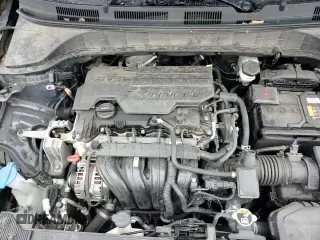 2022 Hyundai Kona SEL с VIN KM8K6CAB1NU769594, выставлен на аукционе Copart как лот 82153045 с пробегом 27 788 миль миль и Списание • Salvage title. История ставок и продаж доступна на DreamBid. Изображение 15.