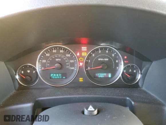 2007 Jeep Commander Sport z VIN 1J8HG48P17C601121, wystawiony jako Copart lot #41482495 z przebiegiem 199 263 mil mil oraz Szkoda całkowita • Salvage title. Historia ofert i sprzedaży dostępna na DreamBid. Obrazek 9.