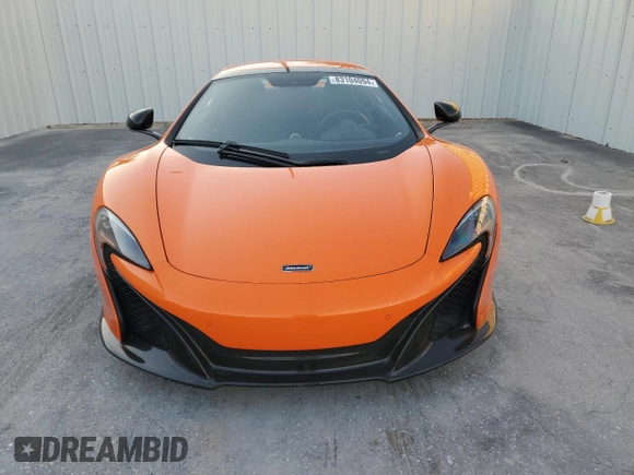 2016 McLaren 650S z VIN SBM11FAA8GW005859, wystawiony jako Copart lot #83104094 z przebiegiem Nie podano mil oraz Nie do naprawy. Historia ofert i sprzedaży dostępna na DreamBid. Obrazek 5.