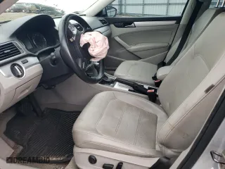 2012 Volkswagen Passat SE with VIN 1VWBH7A36CC084019, listed as a Copart auction lot 61817433 with 0 mi miles and Salvage Title. Bid and sale history available at carsss.com. Image 7.