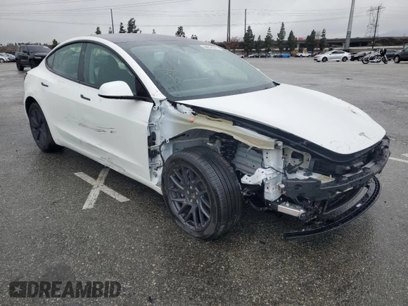 2024 Tesla Model 3 Long Range with VIN 5YJ3E1EB2RF819623, listed as a Copart auction lot 44814315 with 4,400 mi miles and Salvage Title. Bid and sale history available at DreamBid. Image 4.