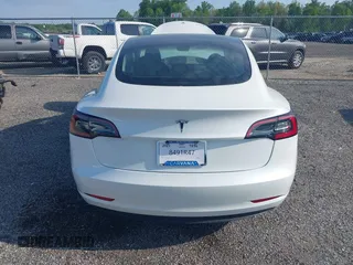 2023 Tesla Model 3 с VIN 5YJ3E1EA1PF621698, выставлен на аукционе IAAI как лот 42167852 с пробегом 23 778 миль миль и . История ставок и продаж доступна на DreamBid. Изображение 16.