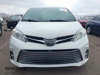 2020 Toyota Sienna XLE Auto Access Seat with VIN 5TDYZ3DC4LS080497, listed as a IAAI auction lot 41802566 with 74,049 mi miles. Bid and sale history available at carsss.com. Image 12.