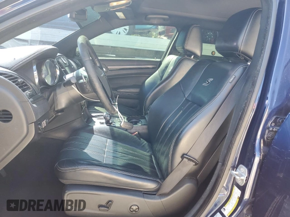 2014 Chrysler 300 with VIN 2C3CCABGXEH322964, listed as a Copart auction lot 47419315 with 130,287 mi miles and Salvage Title. Bid and sale history available at carsss.com. Image 7.