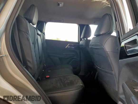 2024 Mitsubishi Outlander SE z VIN JA4J4VA87RZ036071, wystawiony jako Copart lot #58907545 z przebiegiem 30 683 mil mil oraz Nie do naprawy • Non repairable. Historia ofert i sprzedaży dostępna na DreamBid. Obrazek 11.