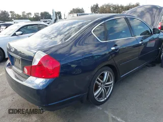 2007 Infiniti M45 Sdn with VIN JNKBY01E07M402596, listed as a IAAI auction lot 41697085 with 185,148 mi miles. Bid and sale history available at carsss.com. Image 4.