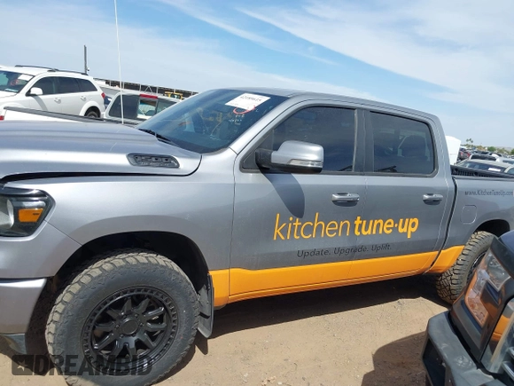 2020 Ram 1500 Big Horn with VIN 1C6SRFFT5LN162191, listed as a IAAI auction lot 42189615 with 104,130 mi miles and . Bid and sale history available at DreamBid. Image 14.