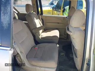 2007 Honda Odyssey EX z VIN 5FNRL38407B123509, wystawiony jako IAAI lot #42238353 z przebiegiem 200 111 mil mil oraz . Historia ofert i sprzedaży dostępna na DreamBid. Obrazek 8.
