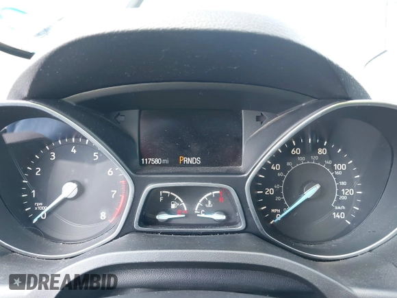 2018 Ford Escape SE z VIN 1FMCU9GD1JUD48846, wystawiony jako IAAI lot #42112952 z przebiegiem 117 580 mil mil oraz . Historia ofert i sprzedaży dostępna na DreamBid. Obrazek 7.