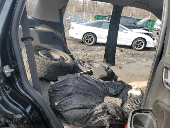 2020 Chevrolet Tahoe LT z VIN 1GNSKBKC5LR152577, wystawiony jako Copart lot #42546275 z przebiegiem Nie podano mil oraz Szkoda całkowita • Salvage title. Historia ofert i sprzedaży dostępna na DreamBid. Obrazek 12.