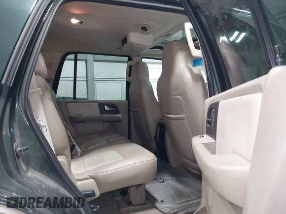 2004 Ford Expedition Eddie Bauer z VIN 1FMFU18L74LA59193, wystawiony jako IAAI lot #42415007 z przebiegiem 245 703 mil mil oraz . Historia ofert i sprzedaży dostępna na DreamBid. Obrazek 8.