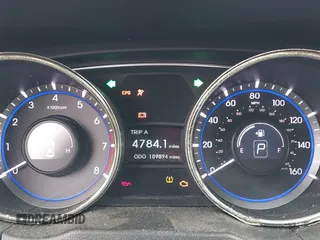 2011 Hyundai Sonata GLS with VIN 5NPEB4AC9BH251640, listed as a IAAI auction lot 40931571 with 109,894 mi miles. Bid and sale history available at carsss.com. Image 7.