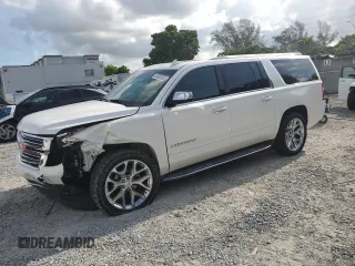 2017 Chevrolet Suburban Premier z VIN 1GNSCJKC6HR384877, wystawiony jako Copart lot #58980085 z przebiegiem 85 231 mil mil oraz Szkoda całkowita • Salvage title. Historia ofert i sprzedaży dostępna na DreamBid. Obrazek 1.