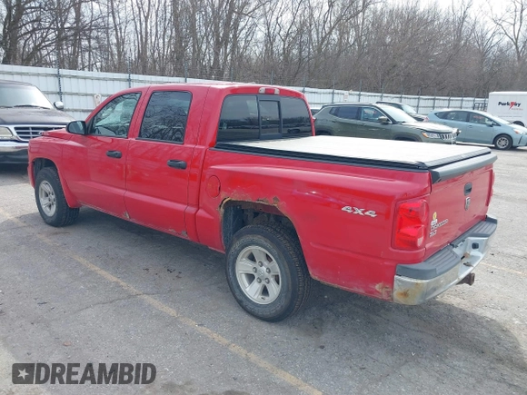 2008 Dodge Dakota SLT z VIN 1D7HW48K88S594342, wystawiony jako IAAI lot #41819673 z przebiegiem 116 134 mil mil oraz . Historia ofert i sprzedaży dostępna na DreamBid. Obrazek 3.