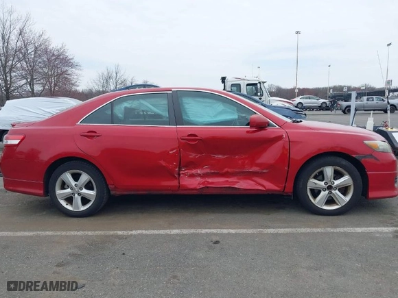 2011 Toyota Camry LE with VIN 4T1BF3EKXBU660606, listed as a IAAI auction lot 41880040 with 133,732 mi miles. Bid and sale history available at carsss.com. Image 13.