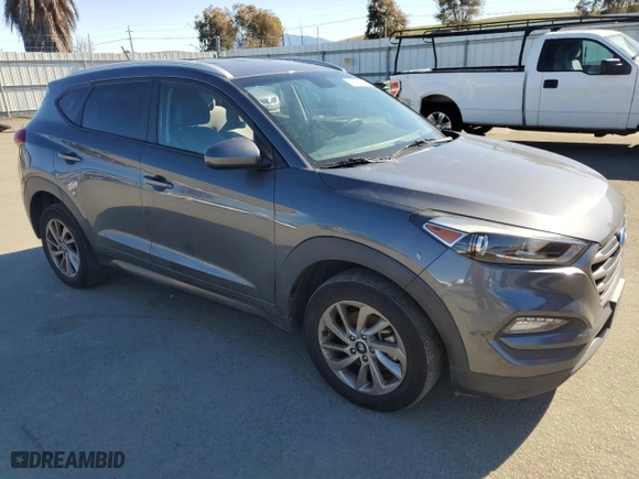 2016 Hyundai Tucson SE with VIN KM8J3CA46GU130314, listed as a Copart auction lot 40080253 with 130,092 mi miles. Bid and sale history available at carsss.com. Image 4.