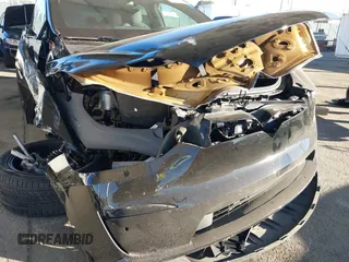 2022 Tesla Model X Plaid z VIN 7SAXCBE60NF351288, wystawiony jako IAAI lot #40847518 z przebiegiem 28 149 mil mil oraz . Historia ofert i sprzedaży dostępna na DreamBid. Obrazek 6.