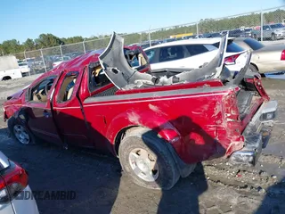 2007 Nissan Frontier SE z VIN 1N6AD06U77C444565, wystawiony jako IAAI lot #41595826 z przebiegiem 140 881 mil mil oraz . Historia ofert i sprzedaży dostępna na DreamBid. Obrazek 15.