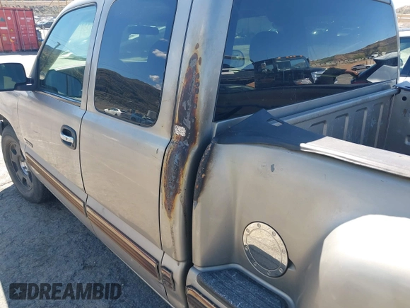 2001 Chevrolet Silverado 1500 LS with VIN 2GCEC19V311267026, listed as a IAAI auction lot 41381574 with Not Provided miles and . Bid and sale history available at DreamBid. Image 12.