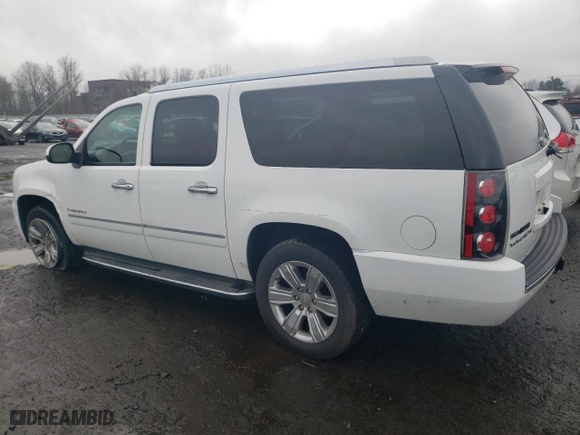 2009 GMC Yukon XL Denali with VIN 1GKFK06259J117081, listed as a Copart auction lot 51505325 with 183,589 mi miles and Salvage Title. Bid and sale history available at carsss.com. Image 2.
