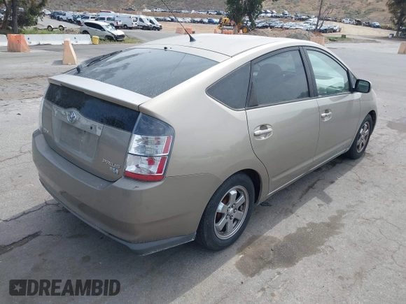2004 Toyota Prius with VIN JTDKB20U640070142, listed as a IAAI auction lot 42235853 with 111,700 mi miles and . Bid and sale history available at DreamBid. Image 4.