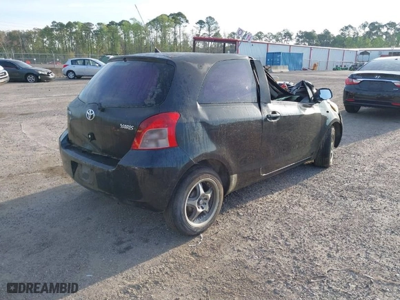 2007 Toyota Yaris with VIN JTDJT923775090204, listed as a IAAI auction lot 41876894 with 1 mi miles. Bid and sale history available at carsss.com. Image 4.