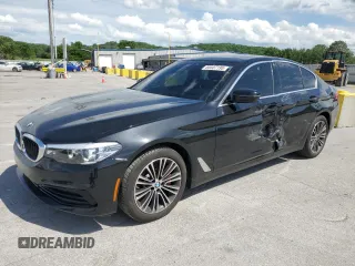 2020 BMW 5 Series 530i z VIN WBAJR3C03LWW80613, wystawiony jako Copart lot #55507195 z przebiegiem 14 312 mil mil oraz Szkoda całkowita • Salvage title. Historia ofert i sprzedaży dostępna na DreamBid. Obrazek 1.