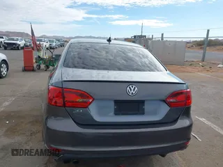 2013 Volkswagen Jetta GLI Autobahn with VIN 3VW467AJ7DM235818, listed as a IAAI auction lot 41061837 with 157,507 mi miles and . Bid and sale history available at DreamBid. Image 17.