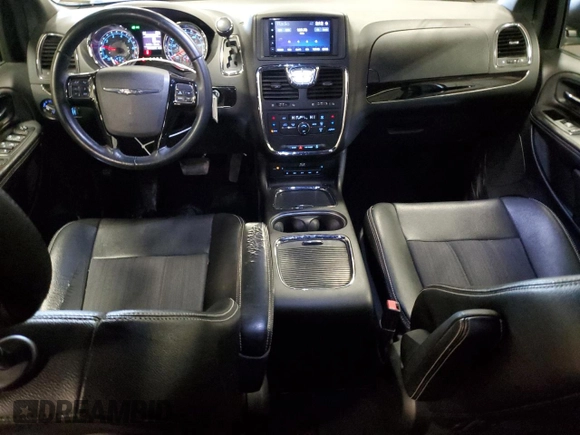 2014 Chrysler Town & Country S with VIN 2C4RC1HG0ER109089, listed as a Copart auction lot 49243395 with 117,568 mi miles and Clean Title. Bid and sale history available at carsss.com. Image 8.