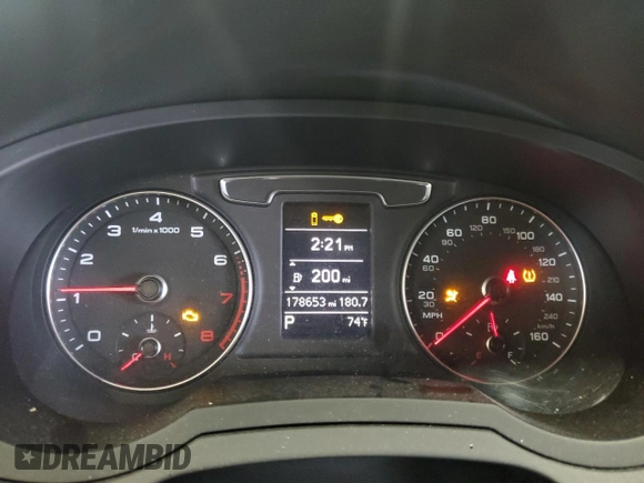 2017 Audi Q3 Premium with VIN WA1ECCFS6HR012758, listed as a Copart auction lot 59542115 with 178,653 mi miles and Clean title. Bid and sale history available at DreamBid. Image 9.