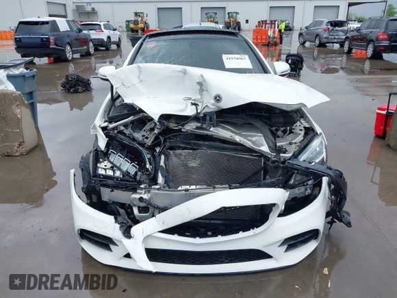 2021 Mercedes-Benz C 300 z VIN W1KWJ8EB9MG095256, wystawiony jako IAAI lot #41938967 z przebiegiem 26 404 mil mil oraz . Historia ofert i sprzedaży dostępna na DreamBid. Obrazek 12.