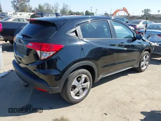 2021 Honda HR-V LX with VIN 3CZRU5H32MM724941, listed as a IAAI auction lot 41647591 with 41,408 mi miles. Bid and sale history available at carsss.com. Image 4.