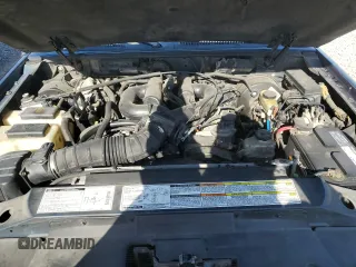 1999 Mercury Mountaineer z VIN 4M2ZU54EXXUJ35644, wystawiony jako Copart lot #52770645 z przebiegiem 173 998 mil mil oraz Szkody całkowita. Historia ofert i sprzedaży dostępna na DreamBid. Obrazek 11.