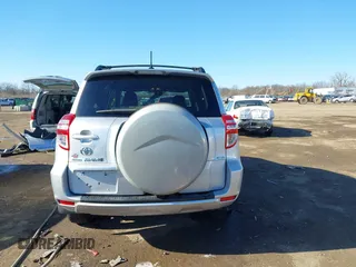 2009 Toyota RAV4 with VIN JTMBF33V195010102, listed as a IAAI auction lot 41865842 with 114,228 mi miles. Bid and sale history available at carsss.com. Image 17.