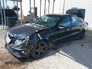 2005 Mercedes-Benz E-Class 3.2L with VIN WDBUF65J05A634879, listed as a IAAI auction lot 39904592 with 4,835 mi miles. Bid and sale history available at carsss.com. Image 17.