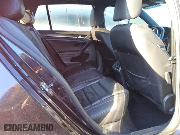 2015 Volkswagen GTI SE with VIN 3VW4T7AU9FM006613, listed as a Copart auction lot 72256364 with 133,851 mi miles and Clean Title. Bid and sale history available at DreamBid. Image 9.