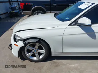 2015 BMW 3 Series 320i with VIN WBA3B1C53FK138341, listed as a IAAI auction lot 41757490 with 125,280 mi miles. Bid and sale history available at carsss.com. Image 18.