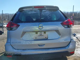 2019 Nissan Rogue SV with VIN KNMAT2MV9KP528451, listed as a IAAI auction lot 41680976 with 117,235 mi miles. Bid and sale history available at carsss.com. Image 17.