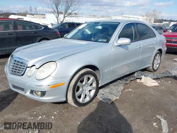 2007 Mercedes-Benz E-Class 3.5L with VIN WDBUF87X47X210117, listed as a IAAI auction lot 41508978 with 166,643 mi miles. Bid and sale history available at carsss.com. Image 2.